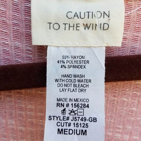 Cute Peachy Pink Stripe Caution to the Wind Tie Dress size Medium - Picture 2 of 8